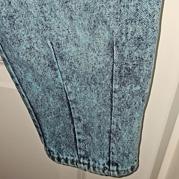 Vintage 80s Unionbay Chic Blue Acid Wash Jeans w/yoke& tapered leg Size 7x 29 - Picture 5 of 13
